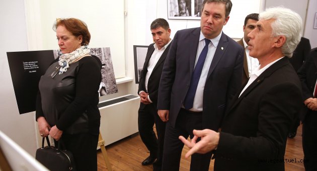 Savaşın savurduğu hayatlar bu sergide