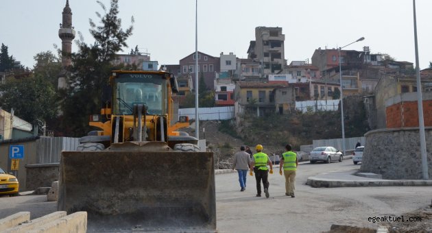 Şehir plancıları Konak’a hançerin peşini bırakmıyor