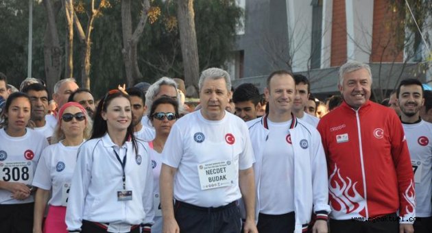 Şehit Fethi Sekin Yol Koşusu" tamamlandı