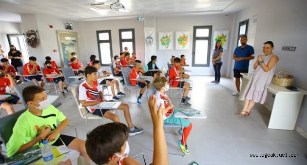 Selçuk Efes Spor Kulübü’nden Efes Tarlası Yaşam Köyü’ne ziyaret