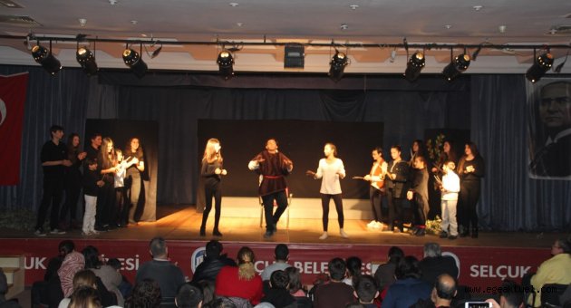 Selçuk’ta Tiyatro seyirci sayısı 15 bini aştı