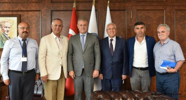 Selvitopu'ndan İzmir Ticaret Odası'na ziyaret