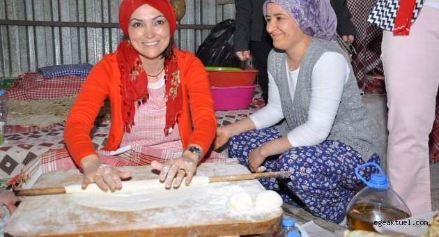 Senem kılıç bit pazarını gezdi