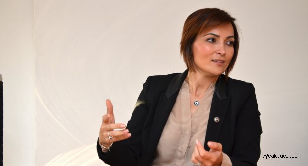  Senem Kılıç: “Hangi hatayı yaptık da oylarımız düştü?”