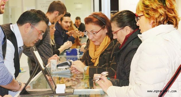 Sevgiliye özel hediyeler 