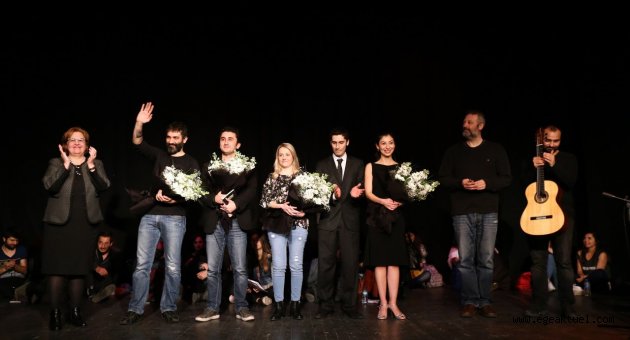 Şiir sevdalıları Konak’ta buluştu