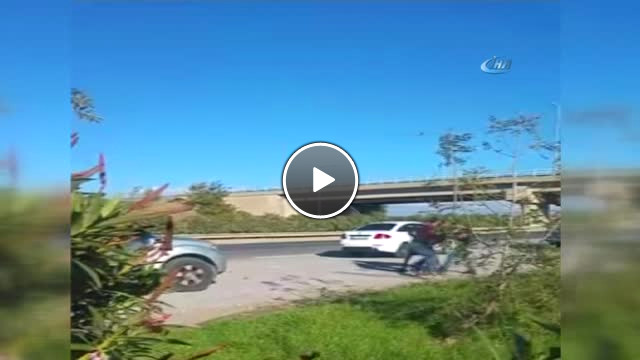 Silahlar Patladı, Sevgilisi Vuruldu, Genç Kız Şoka Girip Ağladı.