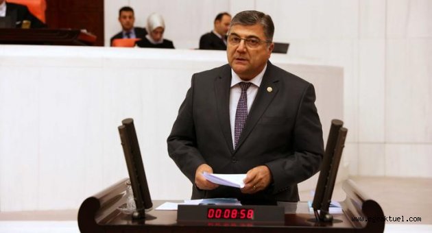  Sındır, “AKP karanlıkta yol alıyor, 