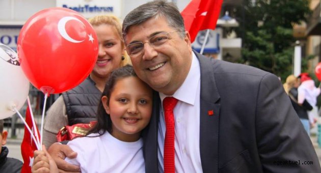 Sındır aslında kimin kaçıncı sıradan aday gösterilmiş olduğunun pek bir önemi de bulunmamaktadır. 