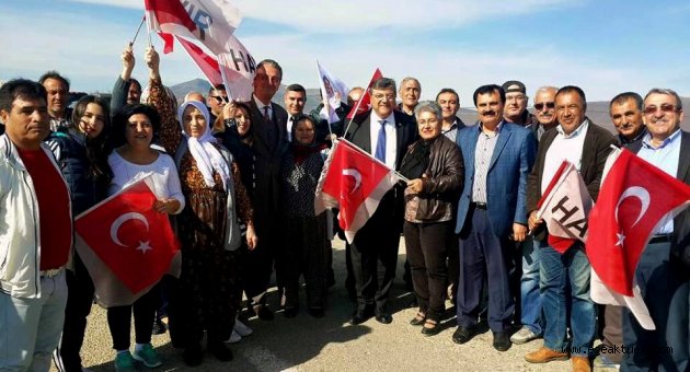  Sındır: “Hem Cumhurbaşkanı hem parti genel başkanı!”