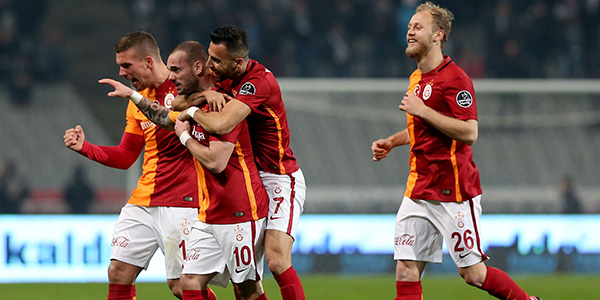 Son şampiyon sahne alıyor!