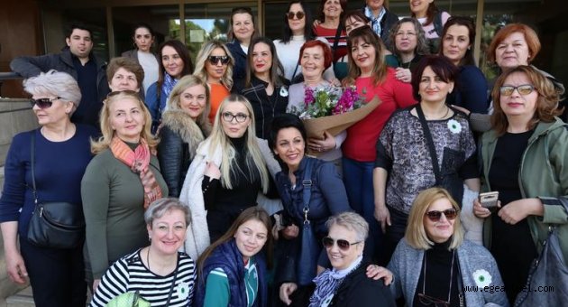 Srebrenitsalı kadınlardan Başkan Sengel'e ziyaret