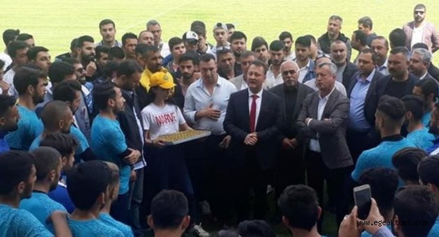 Tahir Şahin'den Başkan Aksoy'a yeşil ışık: Kırgınlık bitti, ziyaretine gideceğim