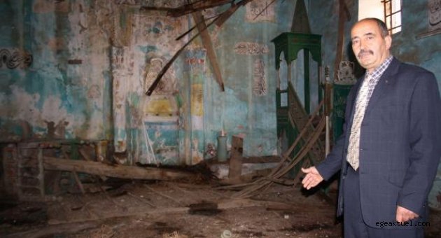 Tarihi cami bakımsızlık kurbanı