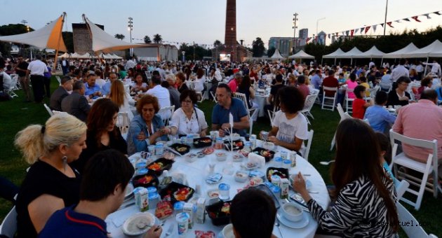 Tarihi Havagazı'nda 'özel' iftar