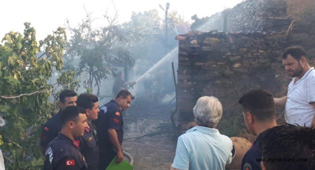 Tarihi mahalle Birgi'de korkutan yangın: 1 yaralı