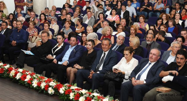 ‘Tiyatro Oscarları’ dağıtıldı