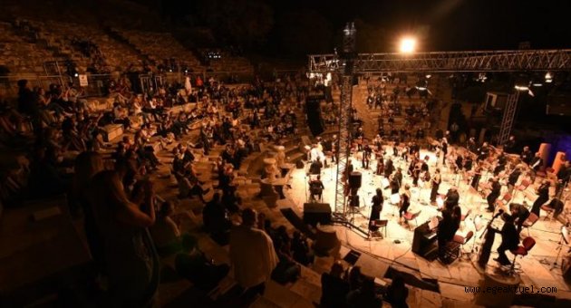 Torbalı antik kentte konser