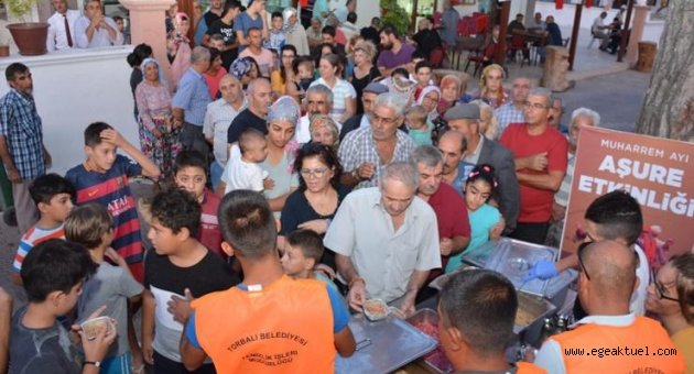 Torbalı Belediyesi’nden Aşure etkinliği