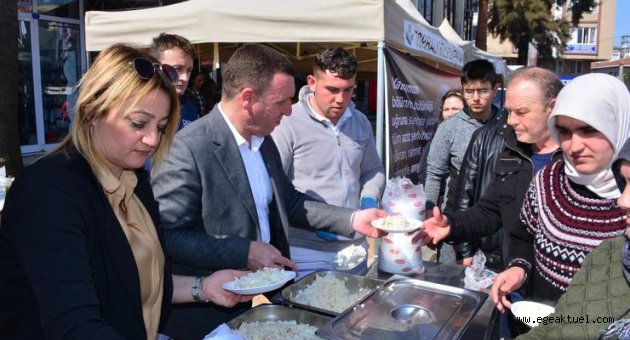 Torbalı Belediyesi’nden İdlib şehitleri için pilav ve lokma hayrı