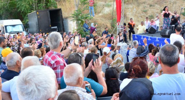 Torbalı İncir festivaliyle şenlendi