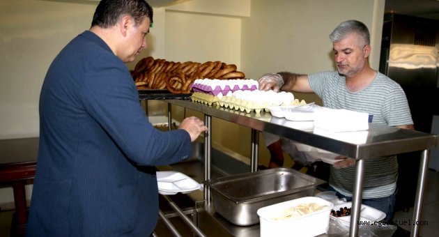 Tugay’dan sabah mesaisi