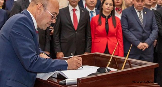 Tunç Soyer Anıtkabir’i ziyaret etti