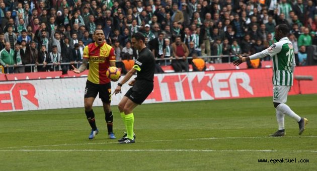 “Türk hakemleri adına utanıyorum”