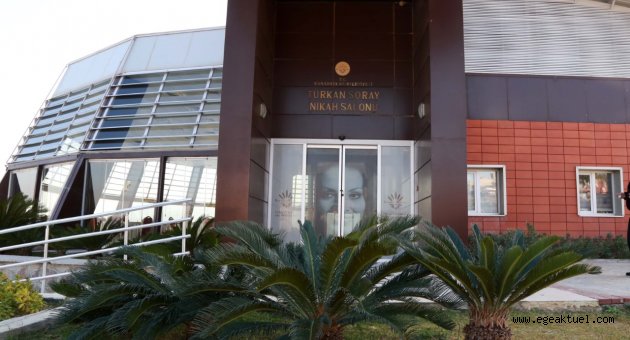 Türkan Şoray Nikah Salonu, düğün salonu olarak da vatandaşın hizmetinde