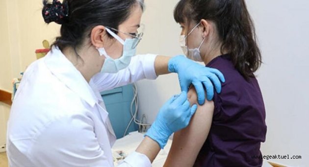 Türkiye'de ilk Covid-19 aşısı yapıldı