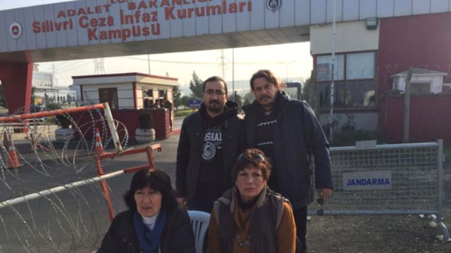 Umut Nöbetini Birgün Çalışanları Devraldı