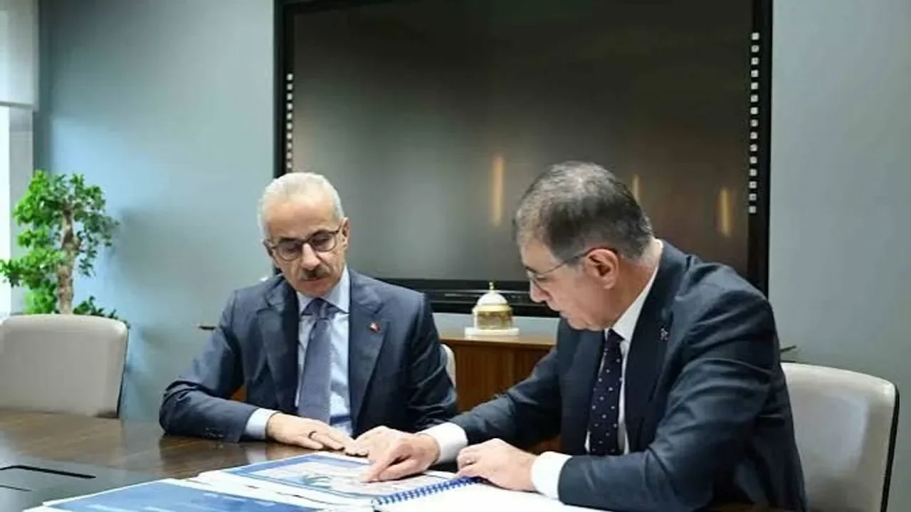 Uraloğlu ve Tugay İzmir’in ulaşım yatırımlarını görüştü
