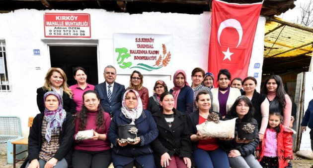 Üretim kadınlardan, tesis İzmir Büyükşehir'den