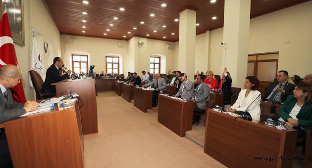 Urla Belediye Meclisi canlı yayında