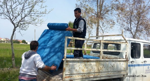 Urla’da “ELDEN ELE EVDEN EVE” yardımlaşma kampanyası