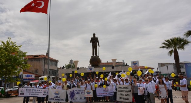 Urla, engelliler için yürüdü 