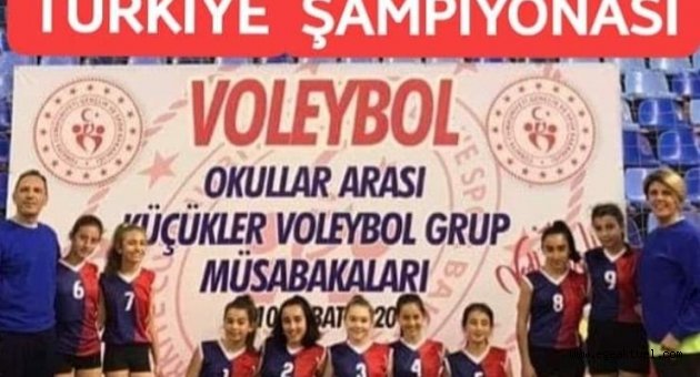 Urlalı voleybolcular yarı finalde