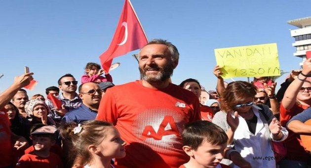 Van'dan İzmir'e 'iyilik' için koştu