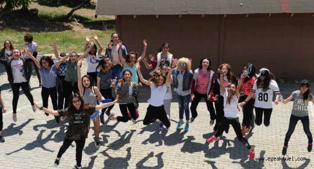 Yamanlar’da  ‘dolu dolu’ bahar 