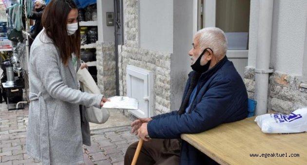 Yaşlılar Haftası Dikili’de kutlandı