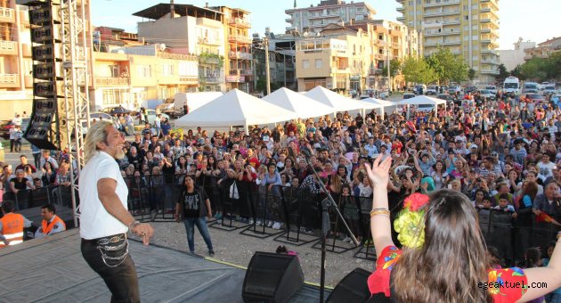 Yaza Tarık Mengüç’lü merhaba