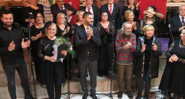 Yeni Foça'da oratoryo gösterisi