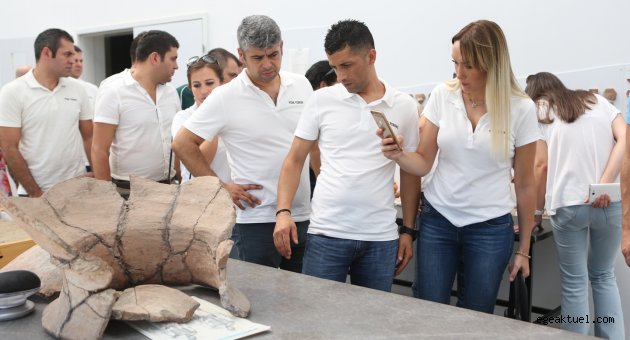 Yeşilova Höyüğü Ziyaretçi Merkezi bir yılda 10 bin ziyaretçiyi ağırladı