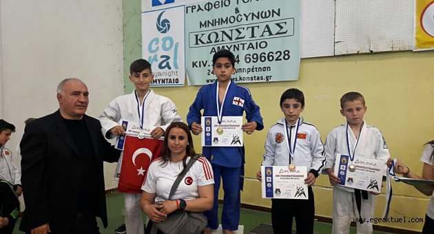  Yunanistan’dan 5 madalya ile döndüler