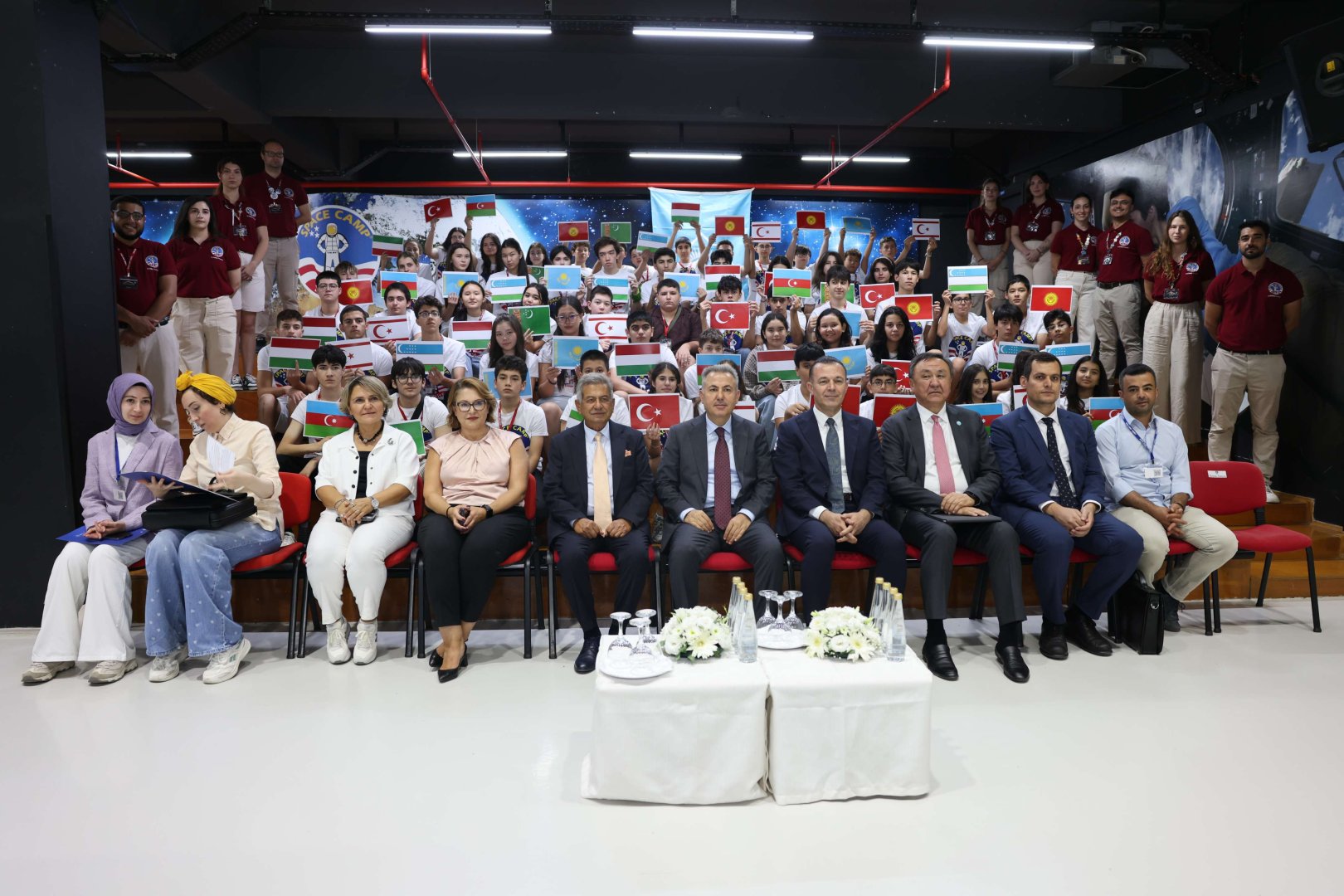 TÜRK DÜNYASININ GENÇ UZAY KAŞİFLERİ UZAY KAMPI TÜRKİYE’DE BULUŞTU