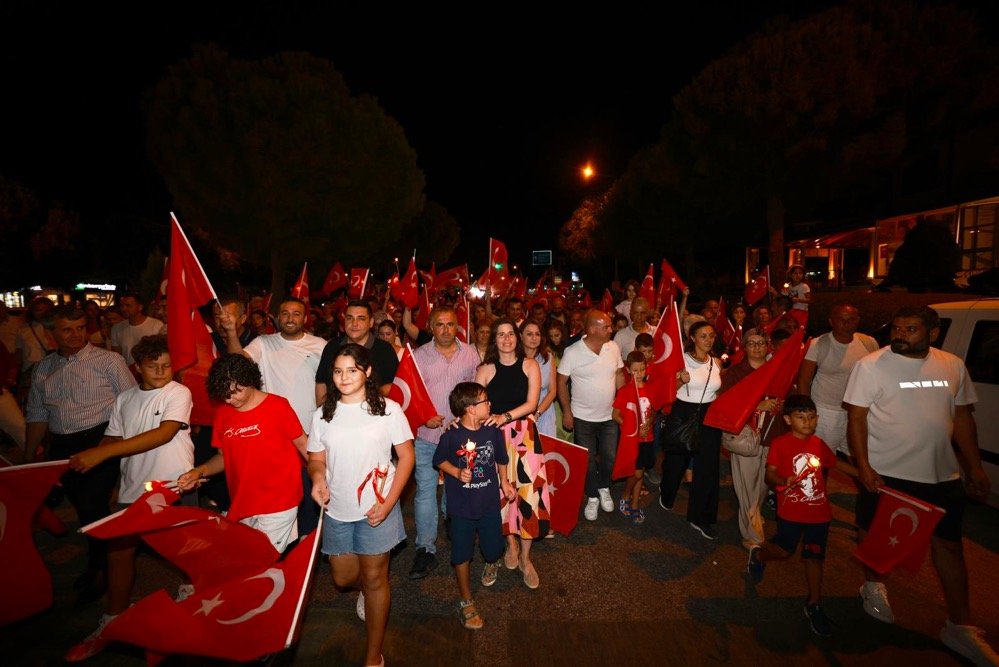 Çeşme’de 30 Ağustos Zafer Bayramı coşkuyla kutlandı