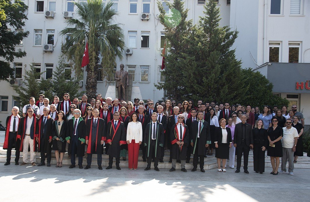 Adli yıl Karşıyaka’da başladı