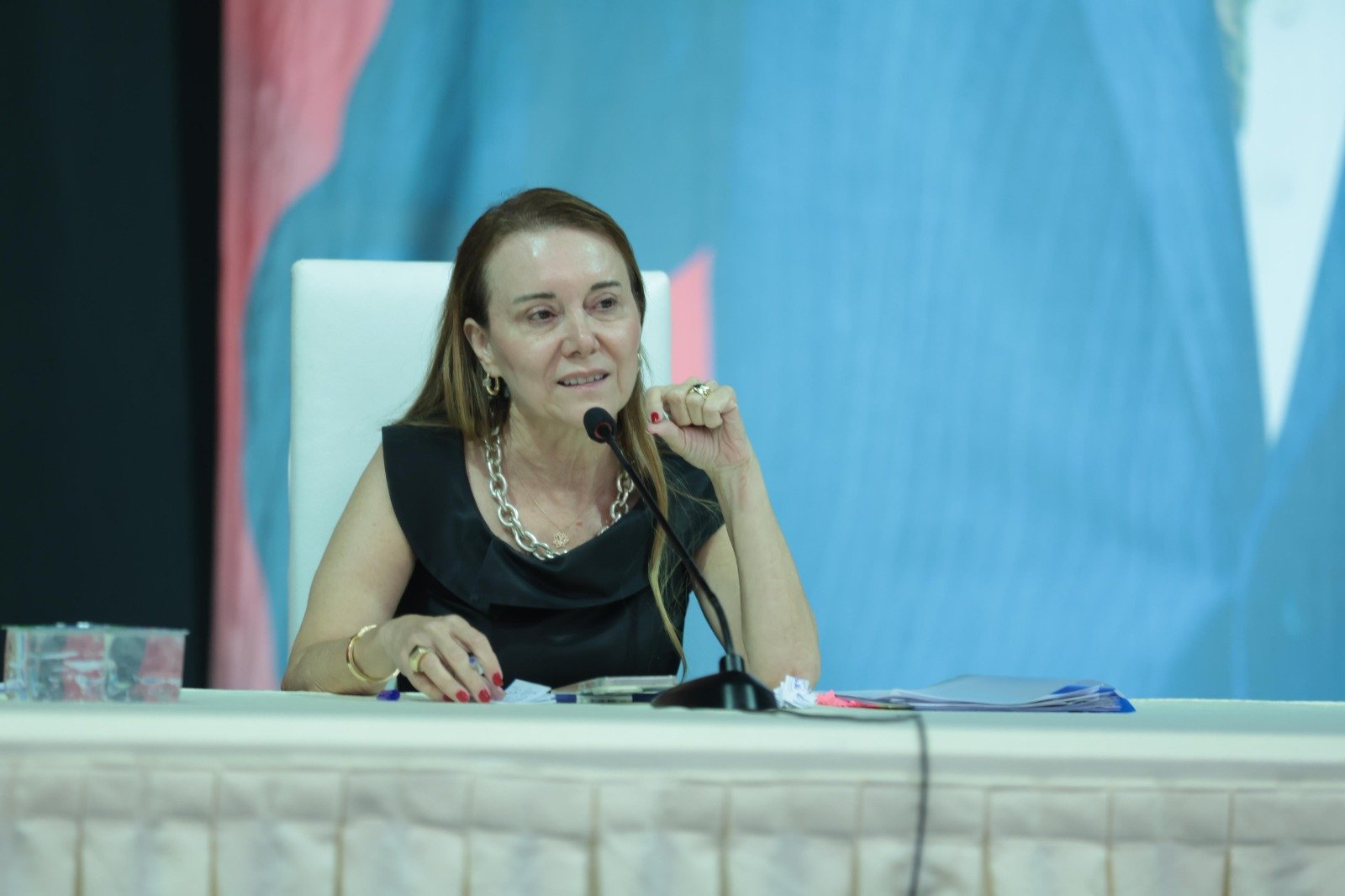 Başkan Mutlu’dan meclise çağrı:  Bekleyen önergeler gündeme gelsin