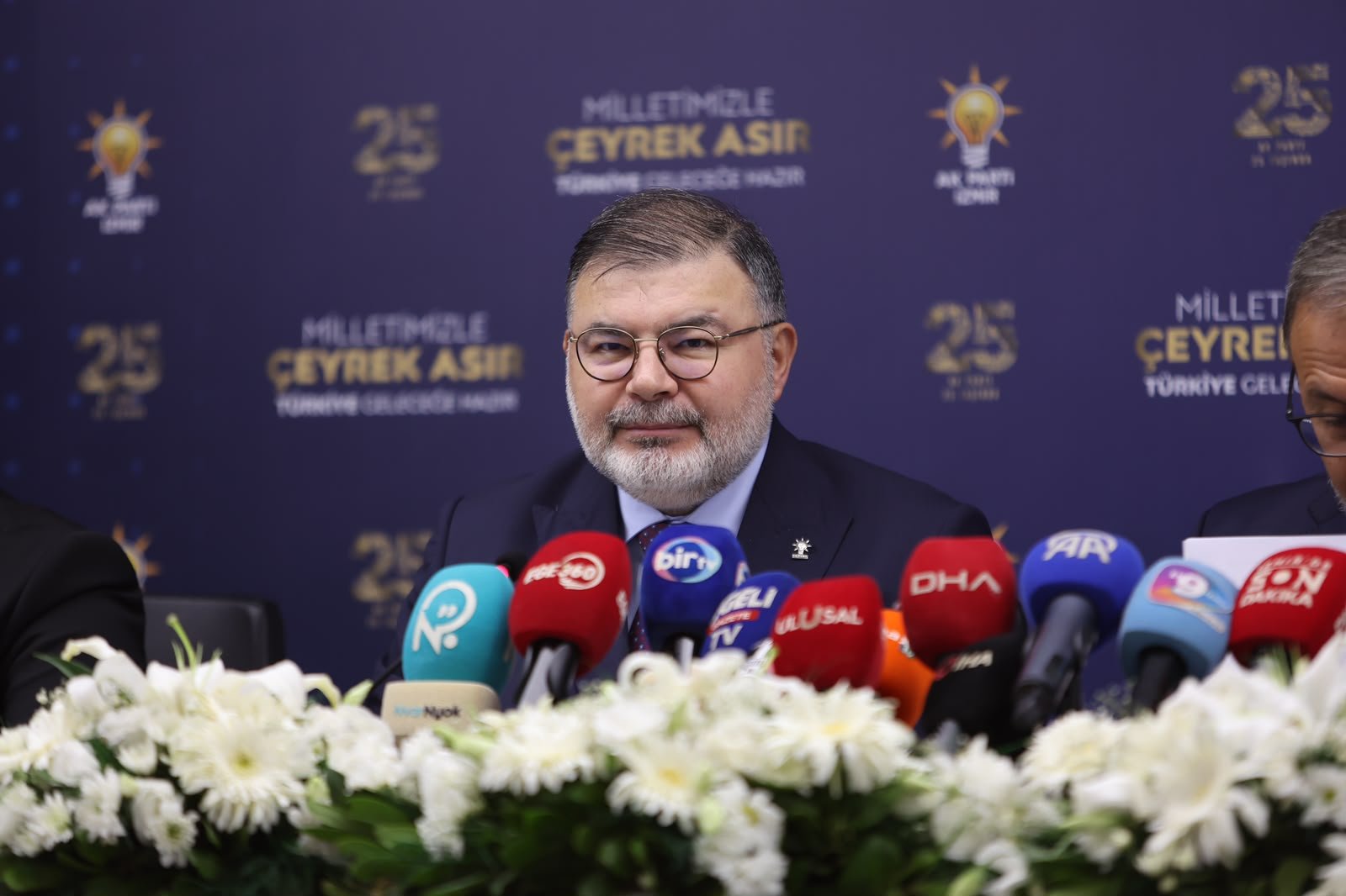 AK Parti İzmir İl Başkanı Bilal Saygılı: ‘’Gençlerimizin eğitimden barınmaya, kültürden teknolojiye kadar daha geniş imkânlara ulaşması için önemli adımlar attık’’